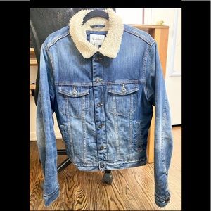 Men's Sherpa Lined Denim Trucker Jacket